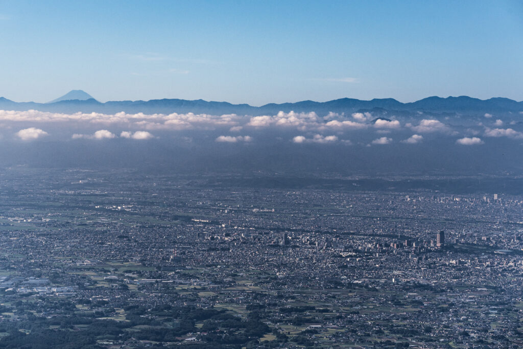 鍋割山